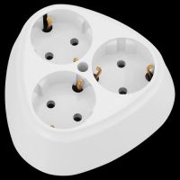 Розетка 3-м РА16-112 с з/к треугольная Пралеска Аква