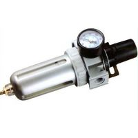 Набор аксессуаров KRAFTOOL д/пневмосистем (манометр,влагоотделитель)  06506