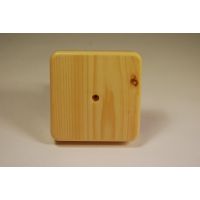 Коробка распаячная о/у 100*100*30 СОСНА с текст.дерева