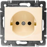 Legrand Valena Розетка 1гн. б/з крем.  774316/33823