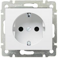Розетка 1гн. с/з бел.  Legrand Valena  774420/33850/ 07270