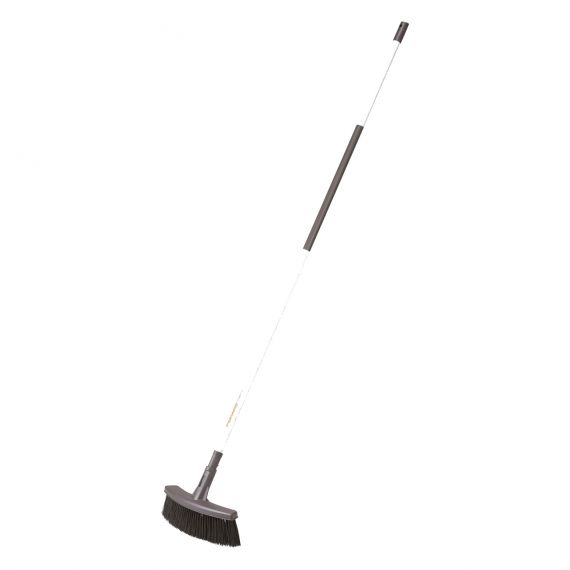 Метла садовая облегченная FISKARS 1025927