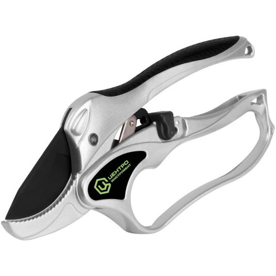 ЦИ Секатор профессиональный титановый  0233